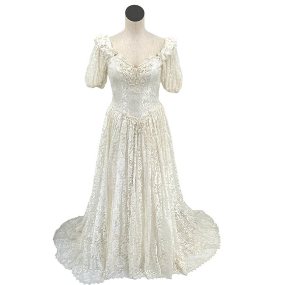 1980's Union Made Princess Ball Gown White Lace Puff Sleeve Beaded Dress - Picture 3 of 14